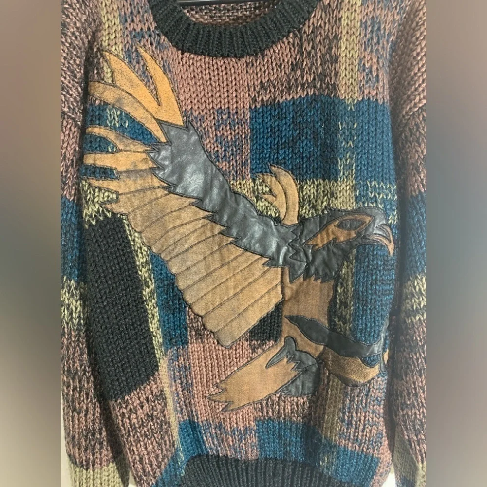 Vintage 1990s Eagle Knit Crewneck Sweater / Vintage 90s size L